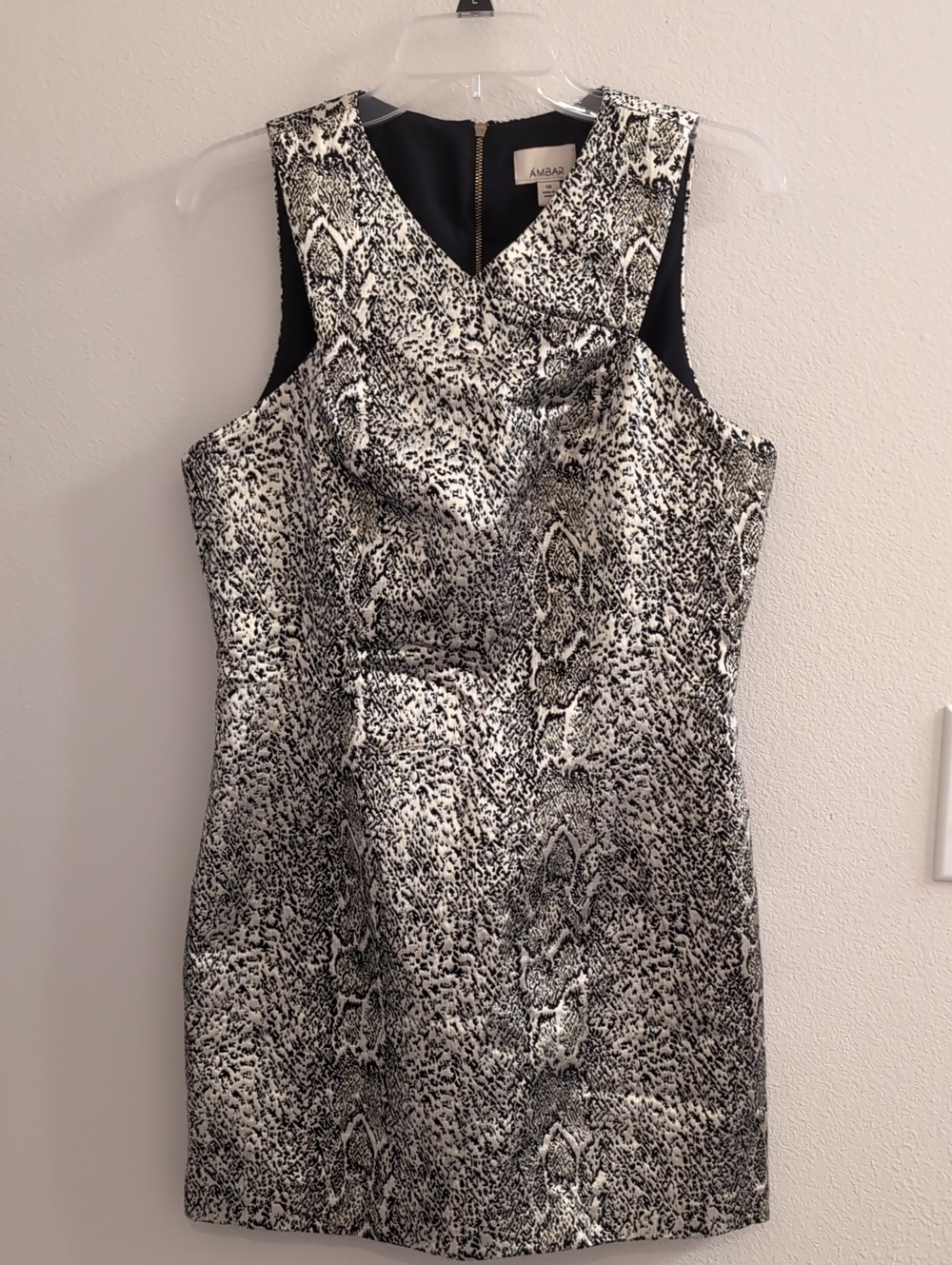 Metallic Snake Skin Print Dress NWT Fits Like A Sz 6